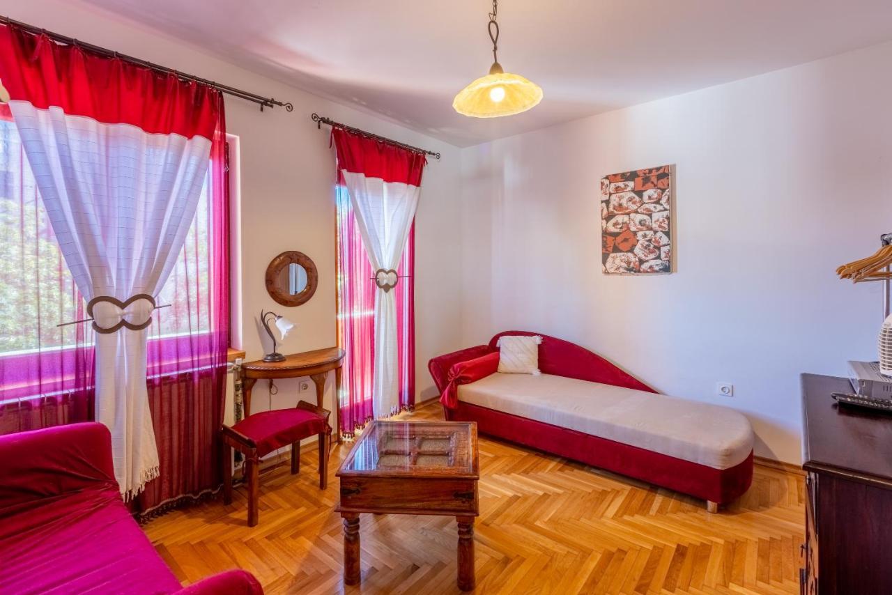 Apartments Villa Mavero Banjole Εξωτερικό φωτογραφία