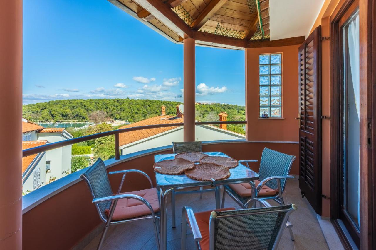 Apartments Villa Mavero Banjole Εξωτερικό φωτογραφία