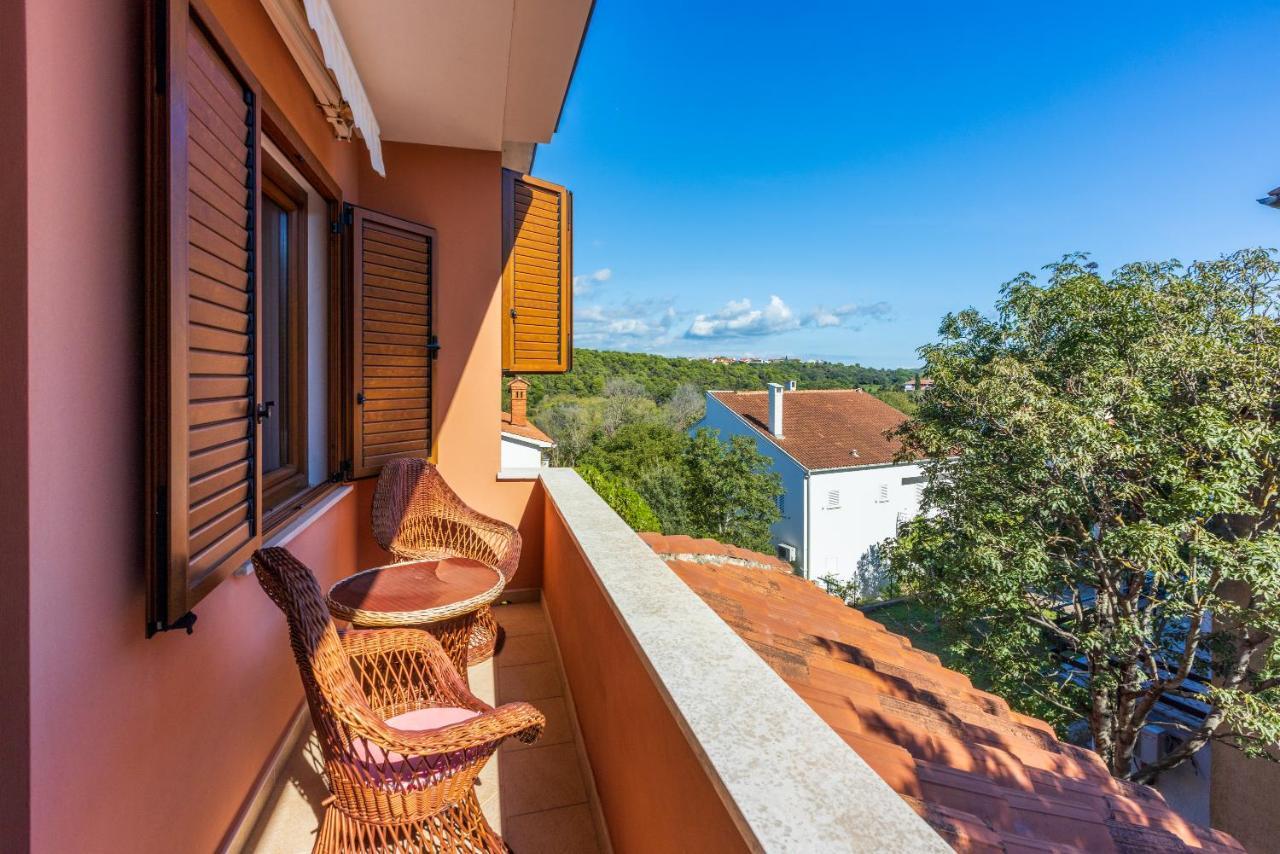 Apartments Villa Mavero Banjole Εξωτερικό φωτογραφία