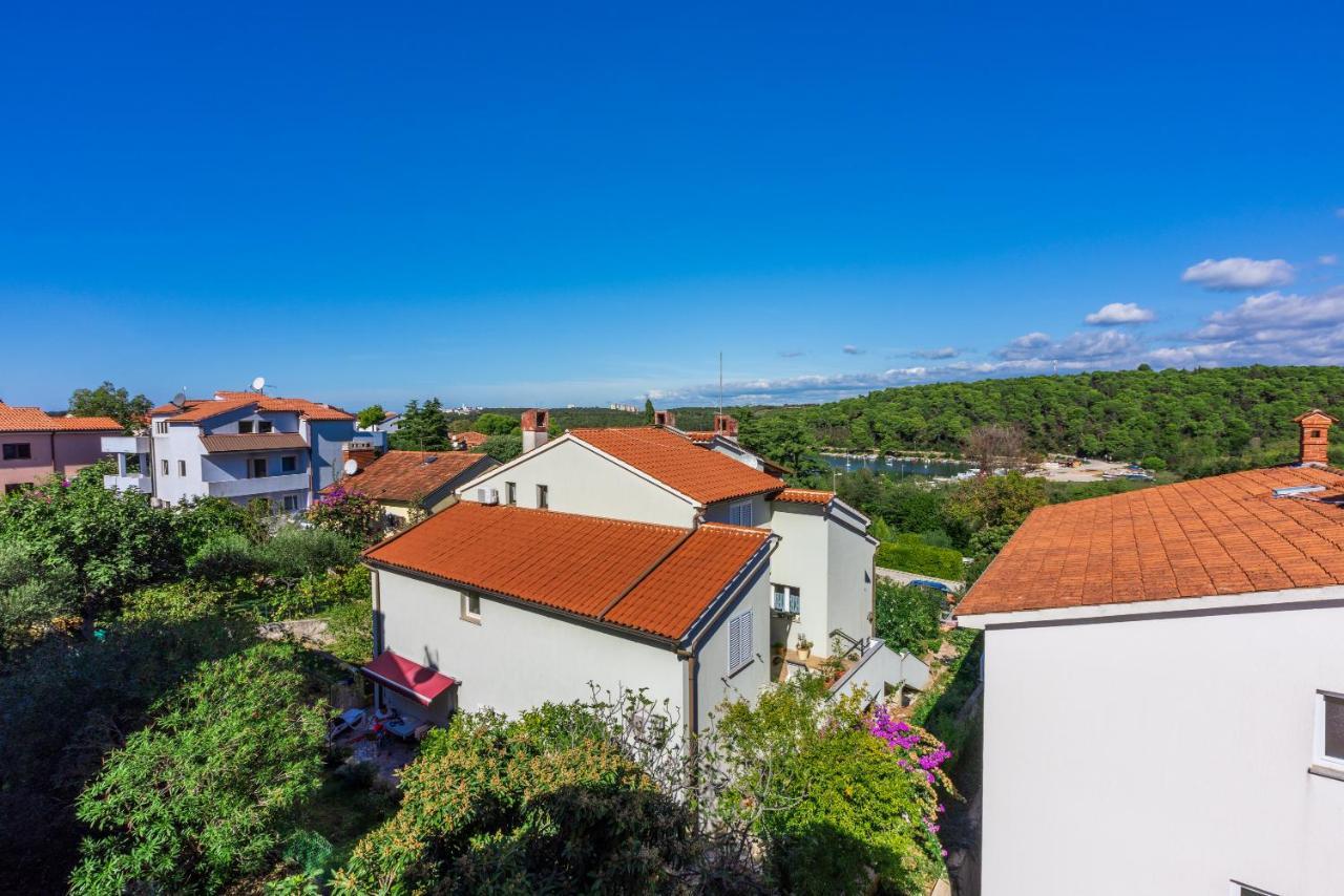 Apartments Villa Mavero Banjole Εξωτερικό φωτογραφία