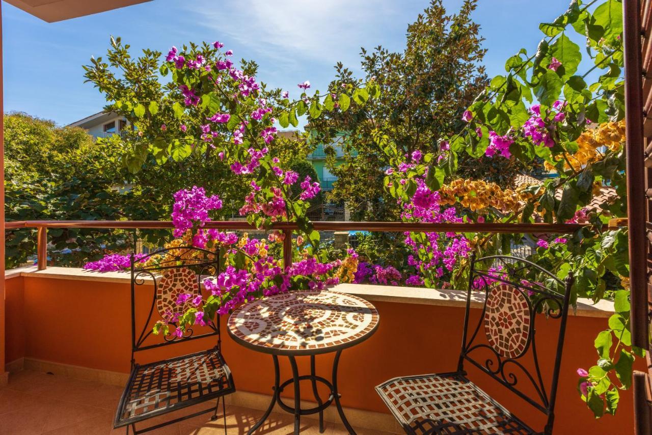 Apartments Villa Mavero Banjole Εξωτερικό φωτογραφία