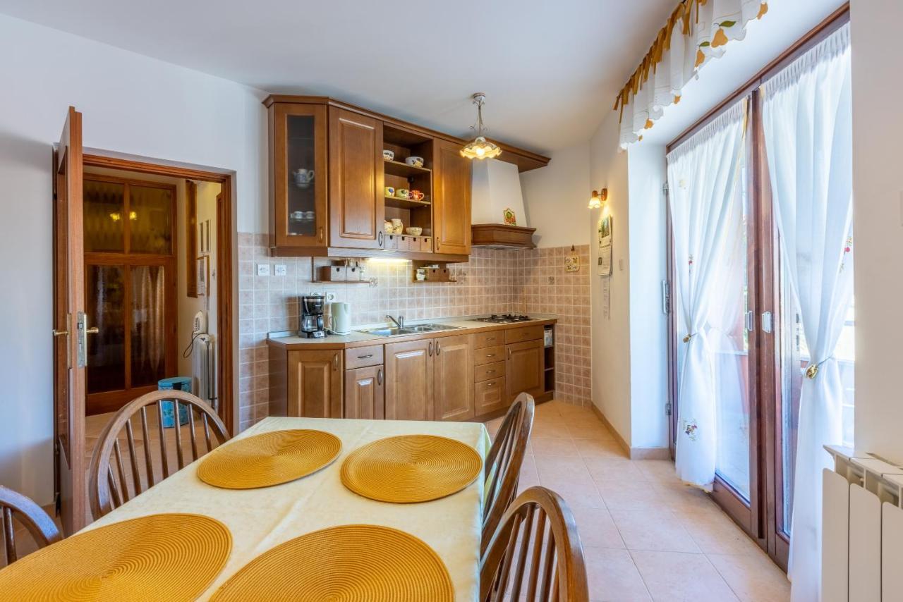 Apartments Villa Mavero Banjole Εξωτερικό φωτογραφία