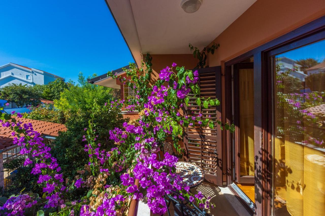 Apartments Villa Mavero Banjole Εξωτερικό φωτογραφία