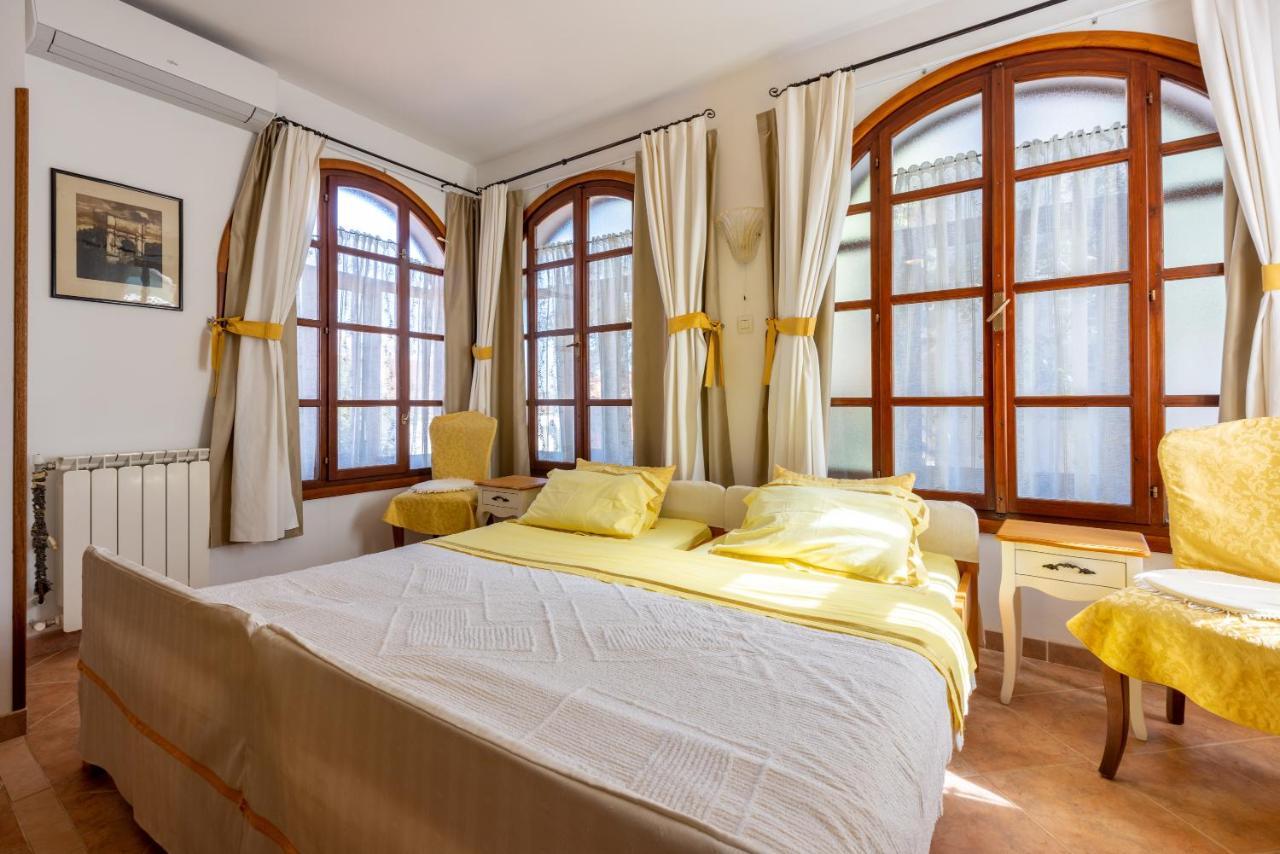 Apartments Villa Mavero Banjole Εξωτερικό φωτογραφία