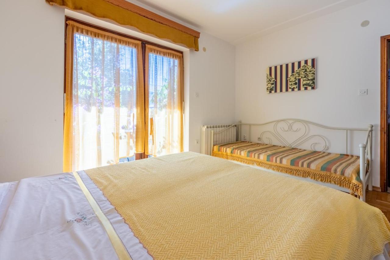 Apartments Villa Mavero Banjole Εξωτερικό φωτογραφία