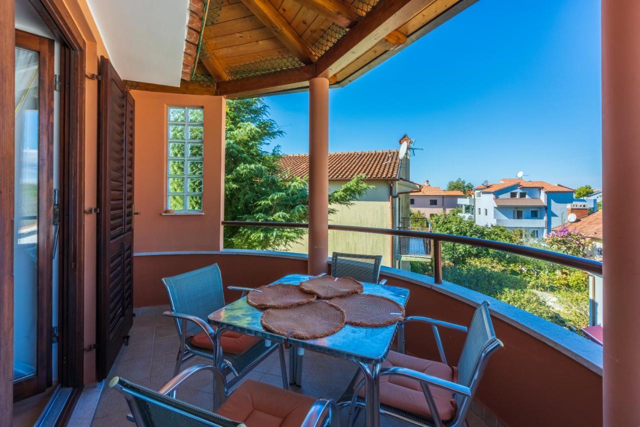 Apartments Villa Mavero Banjole Εξωτερικό φωτογραφία