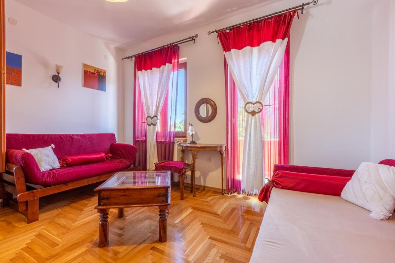 Apartments Villa Mavero Banjole Εξωτερικό φωτογραφία