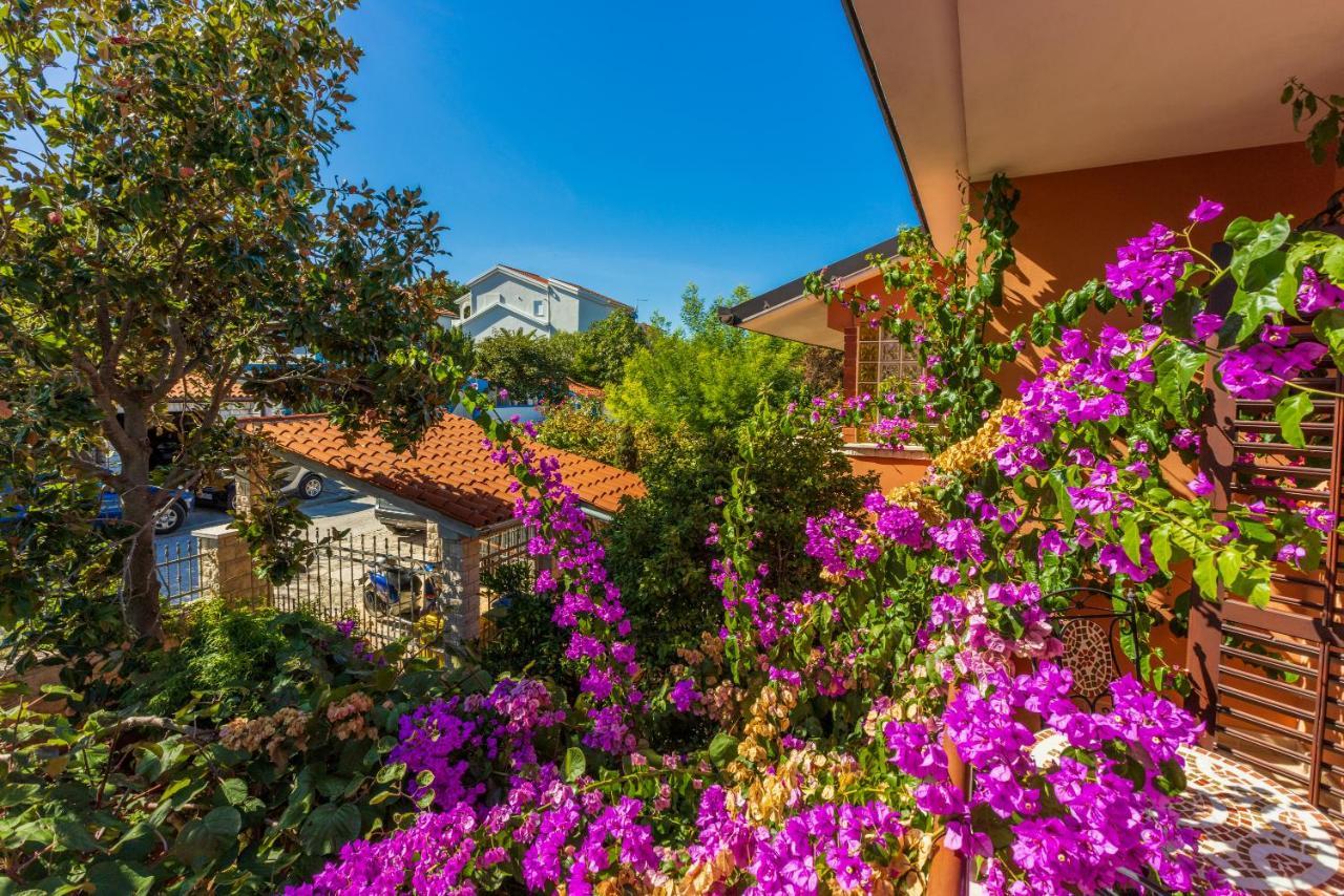 Apartments Villa Mavero Banjole Εξωτερικό φωτογραφία