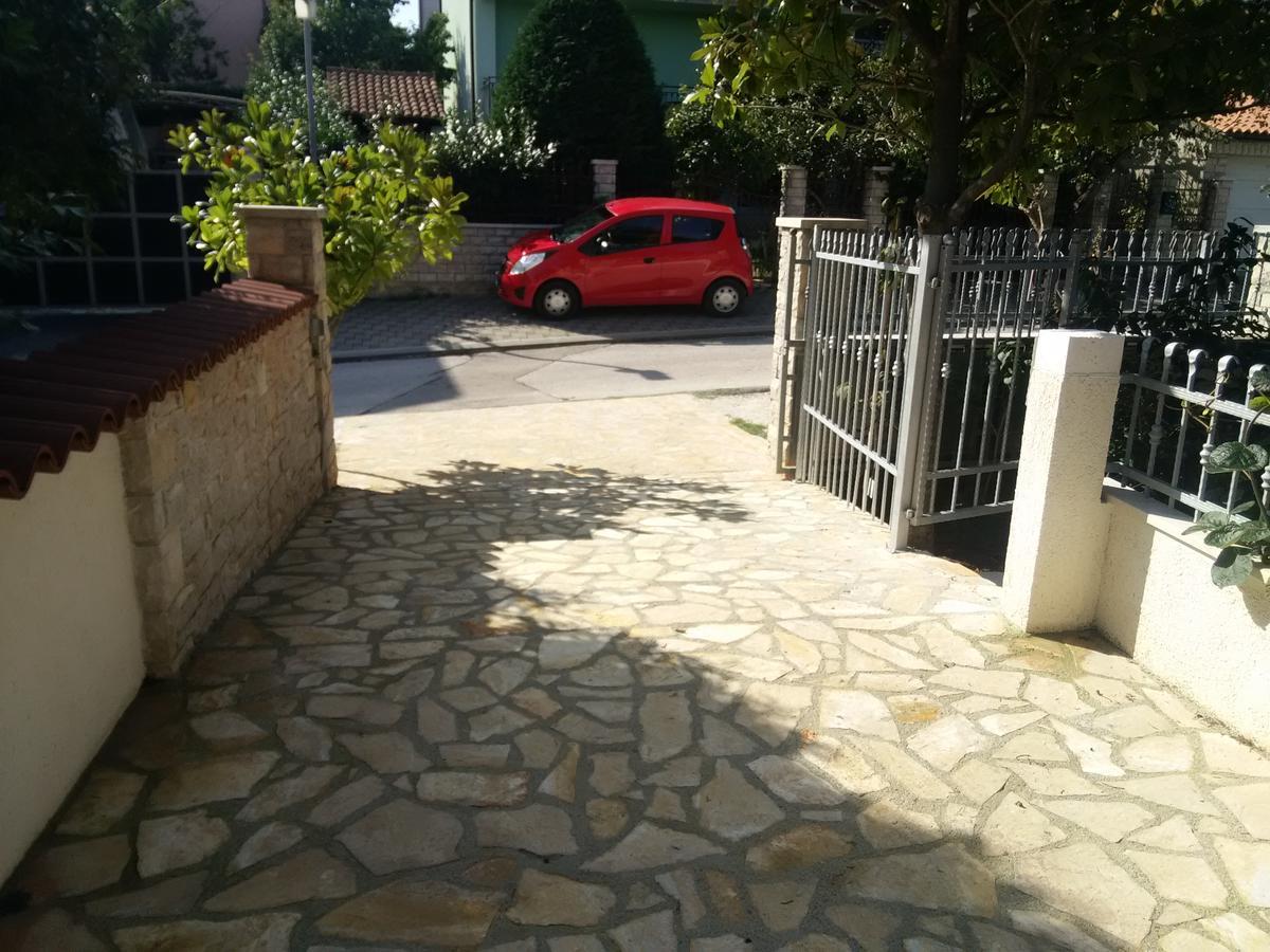 Apartments Villa Mavero Banjole Εξωτερικό φωτογραφία