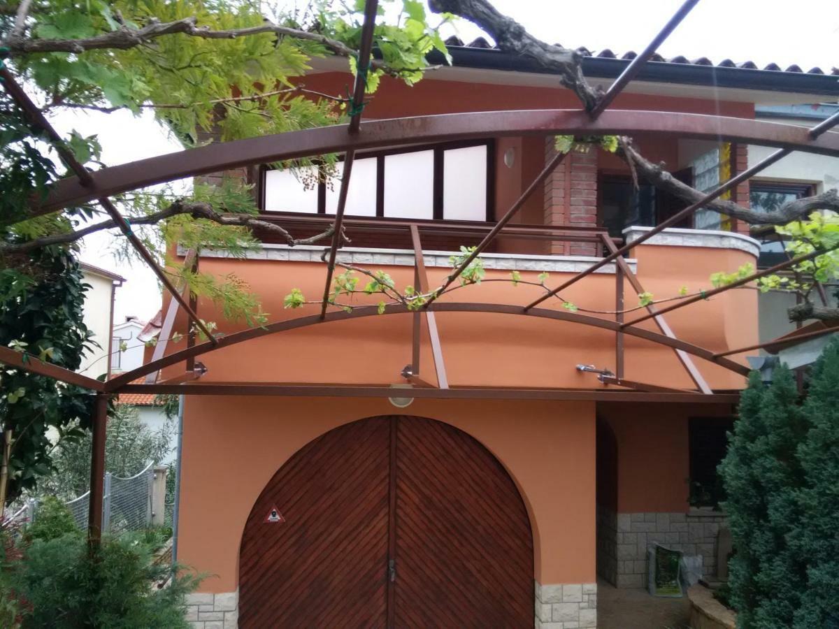 Apartments Villa Mavero Banjole Εξωτερικό φωτογραφία