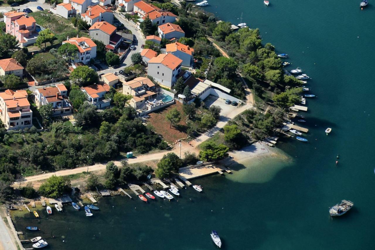 Apartments Villa Mavero Banjole Εξωτερικό φωτογραφία