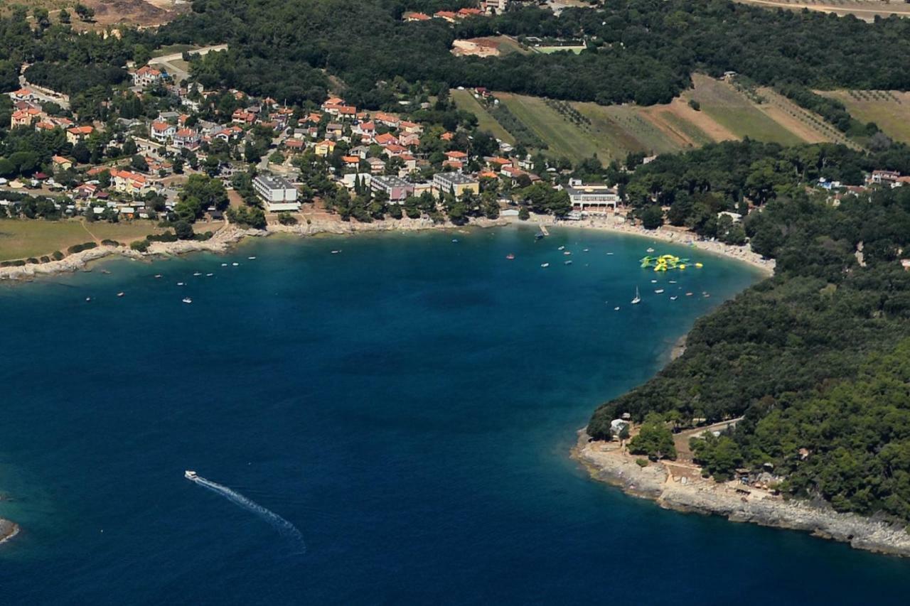 Apartments Villa Mavero Banjole Εξωτερικό φωτογραφία